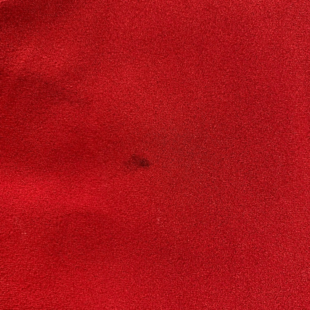 Beige by eci Red Garment - Picture 2 of 6